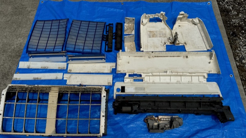 エアコン洗浄 ビフォー